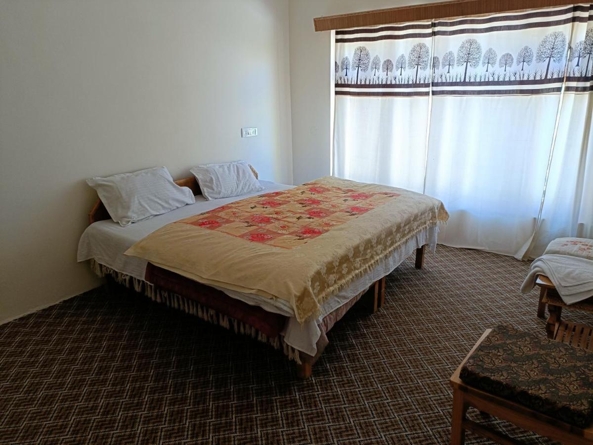 Saichen Lamayuru Guest House ภายนอก รูปภาพ