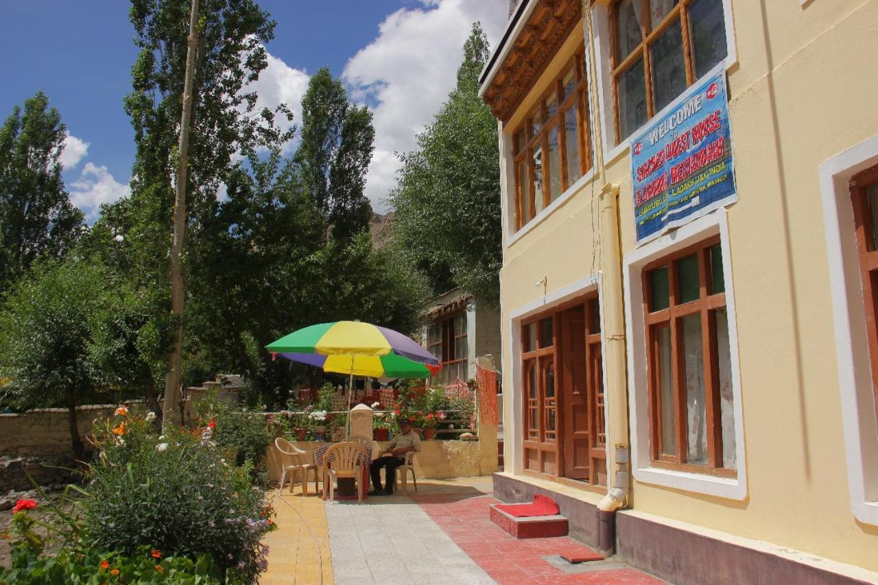 Saichen Lamayuru Guest House ภายนอก รูปภาพ